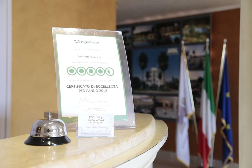 Club Hotel Kennedy Roccella Ionica Ngoại thất bức ảnh